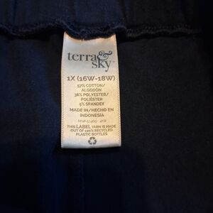 Terra & Sky Black Pants